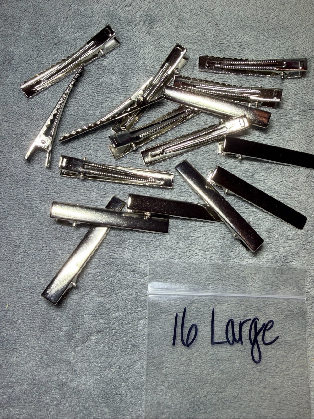 Silver Hair clips. Alligator clips in 4 sizes and 2 styles of snap clips. - Picture 2 of 7